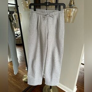 Aritzia TNA sweatpants